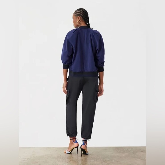 GSTQ Convertible Baseball Jacket Cape Size small In Midnight . - Picture 16 of 16